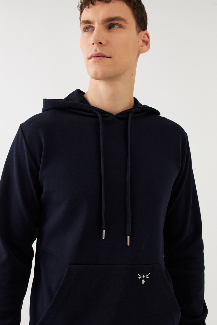 The Bull Head Herren Hoodie in Regular Fit Navy